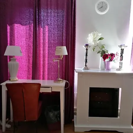 Art Galerie Bed and breakfast 3*
