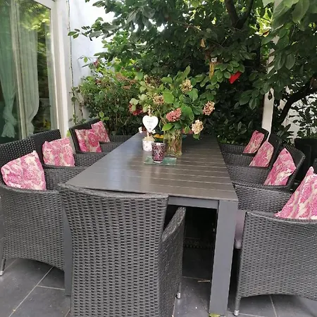 Art Galerie Bed and breakfast 3*