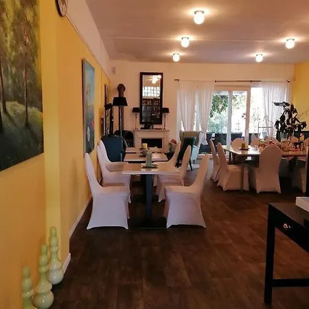 Bed and breakfast Art Galerie 3*