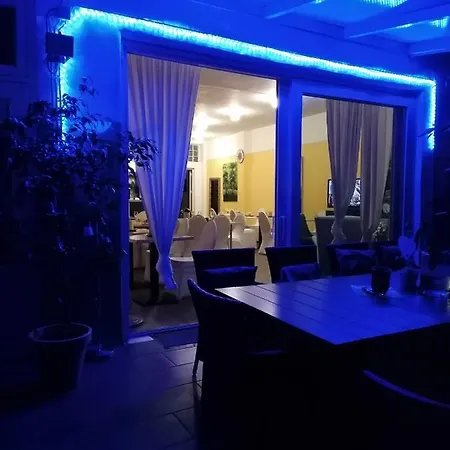 Art Galerie Bed and breakfast 3*