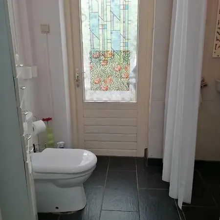 Art Galerie Bed and breakfast